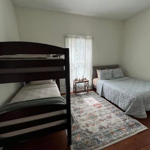 5 Arkmain Street, Spartanburg, SC 29306