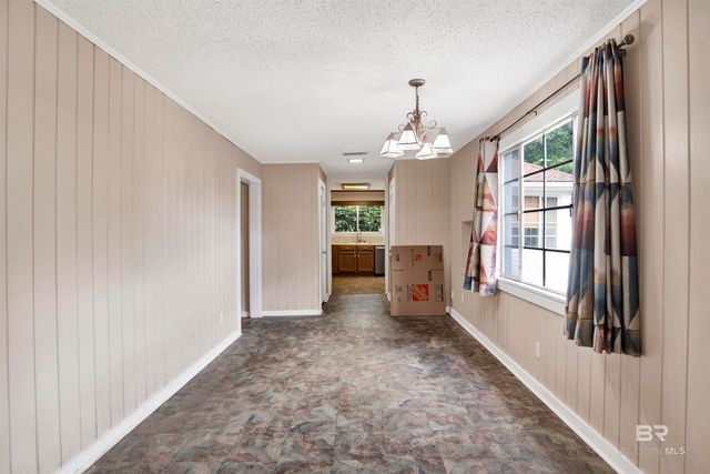 61 Hillside Lane, Mobile, AL 36608