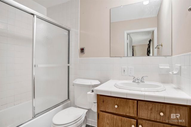 61 Hillside Lane, Mobile, AL 36608