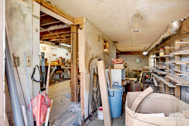 61 Hillside Lane, Mobile, AL 36608