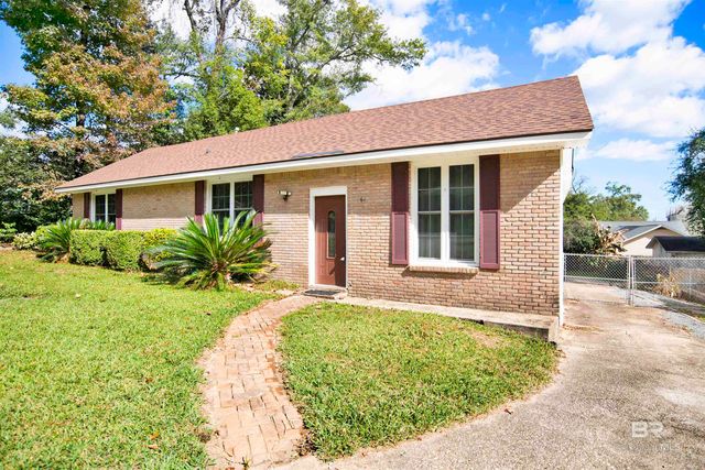 61 Hillside Lane, Mobile, AL 36608
