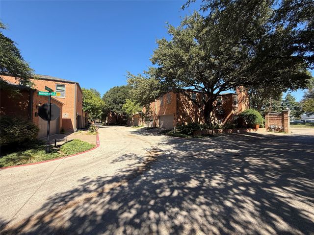 5734 Remington Park Square, Dallas, TX 75252