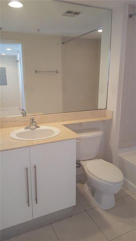 335 S Biscayne Boulevard 2106, Miami, FL 33131