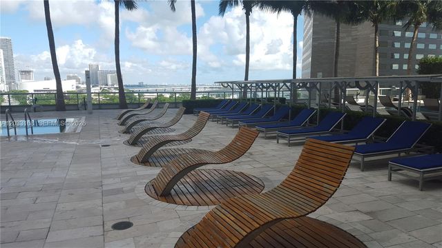 335 S Biscayne Boulevard 2106, Miami, FL 33131