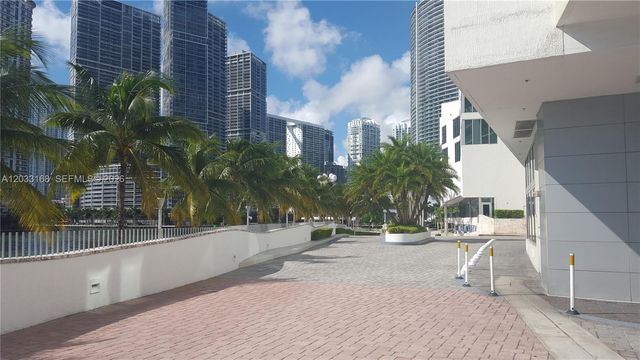 335 S Biscayne Boulevard 2106, Miami, FL 33131