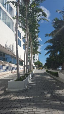 335 S Biscayne Boulevard 2106, Miami, FL 33131