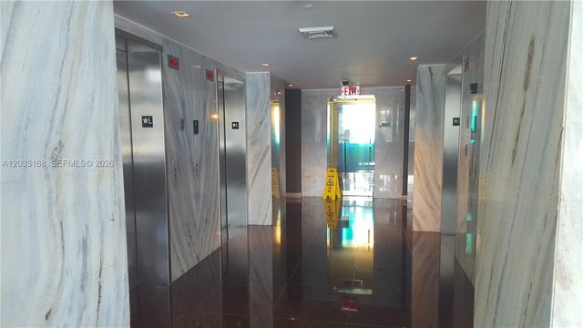 335 S Biscayne Boulevard 2106, Miami, FL 33131