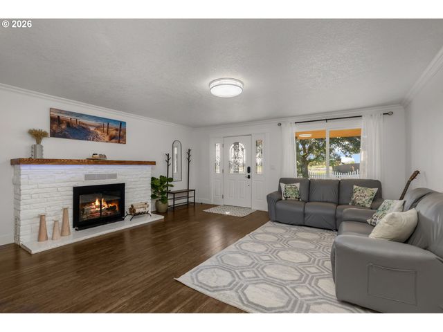 28421 Se LUSTED Rd, Gresham, OR 97080