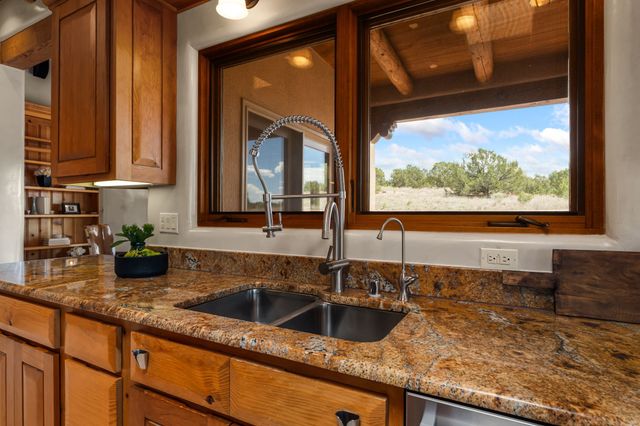 95 Bluestem, Santa Fe, NM 87506