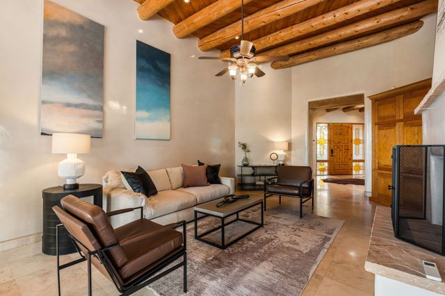 95 Bluestem, Santa Fe, NM 87506