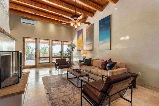 95 Bluestem, Santa Fe, NM 87506