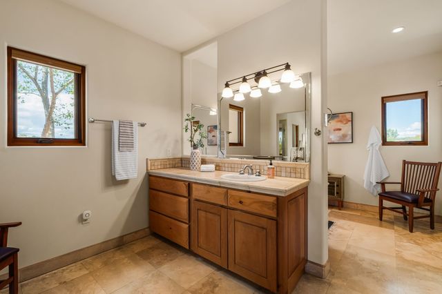 95 Bluestem, Santa Fe, NM 87506