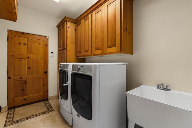 95 Bluestem, Santa Fe, NM 87506