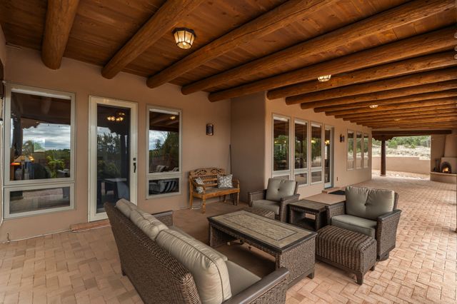 95 Bluestem, Santa Fe, NM 87506