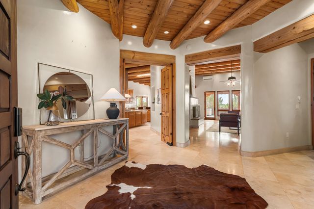 95 Bluestem, Santa Fe, NM 87506