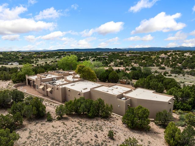95 Bluestem, Santa Fe, NM 87506