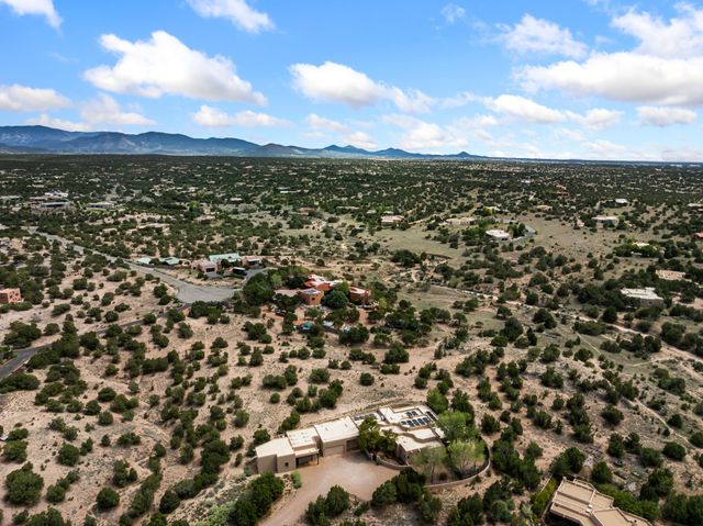 95 Bluestem, Santa Fe, NM 87506