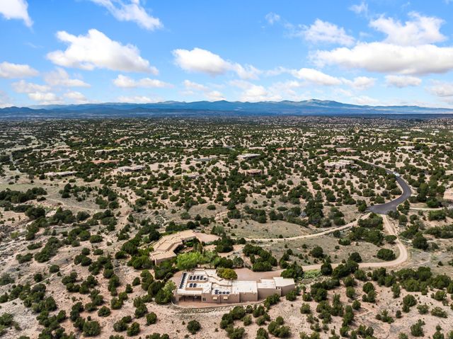 95 Bluestem, Santa Fe, NM 87506