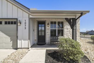 1073 Roanoke, Kerrville, TX 78028