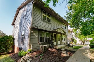 1823 Paramount DRIVE #D, Waukesha, WI 53186