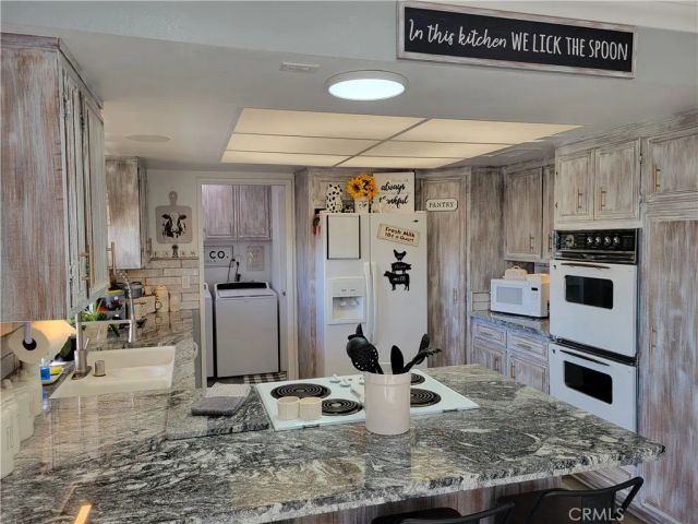 21535 Pine Ridge, Apple Valley, CA 92307