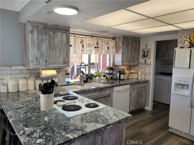 21535 Pine Ridge, Apple Valley, CA 92307