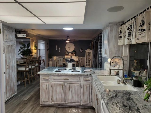 21535 Pine Ridge, Apple Valley, CA 92307