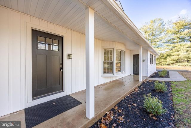 60 BUCKWALTER RD, Royersford, PA 19468