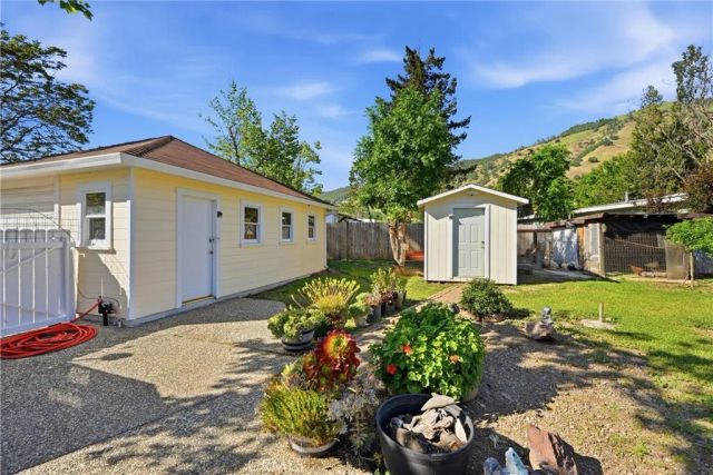 3440 Beach, Nice, CA 95464