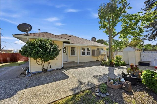 3440 Beach, Nice, CA 95464