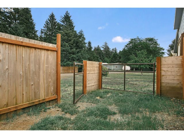 13760 Nw PALI St, Seal Rock, OR 97376
