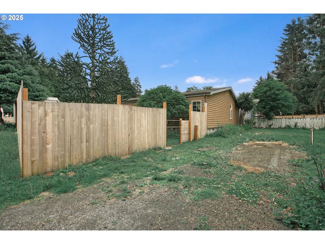 13760 Nw PALI St, Seal Rock, OR 97376