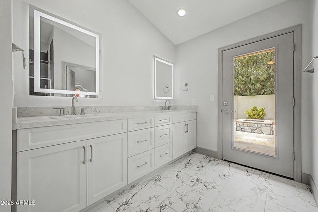 10052 N 76TH Place, Scottsdale, AZ 85258