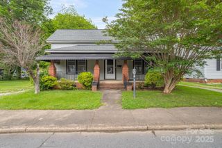 222 W McCubbins Street, Salisbury, NC 28144