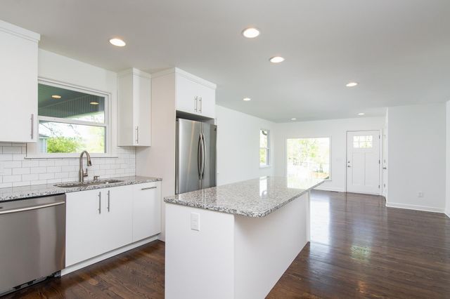 29 Cameo Dr, Nashville, TN 37211