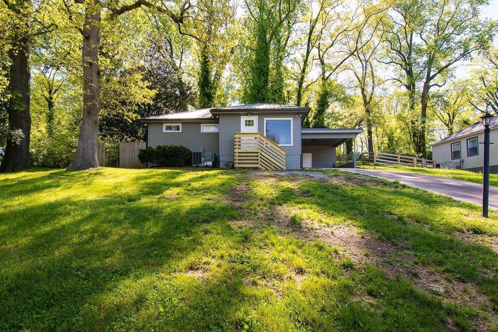 29 Cameo Dr, Nashville, TN 37211