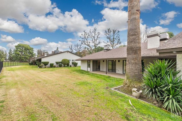 5900 Kirkside Drive C, Bakersfield, CA 93309