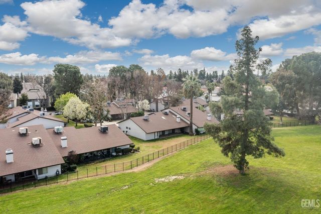 5900 Kirkside Drive C, Bakersfield, CA 93309