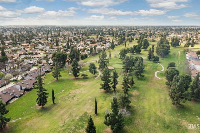 5900 Kirkside Drive C, Bakersfield, CA 93309