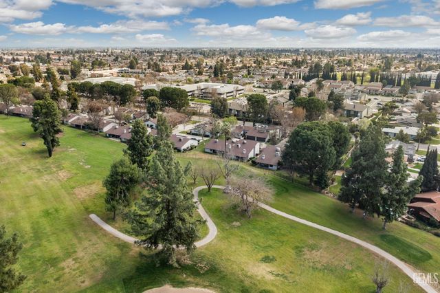 5900 Kirkside Drive C, Bakersfield, CA 93309