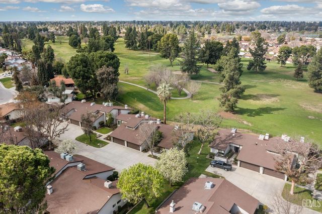 5900 Kirkside Drive C, Bakersfield, CA 93309