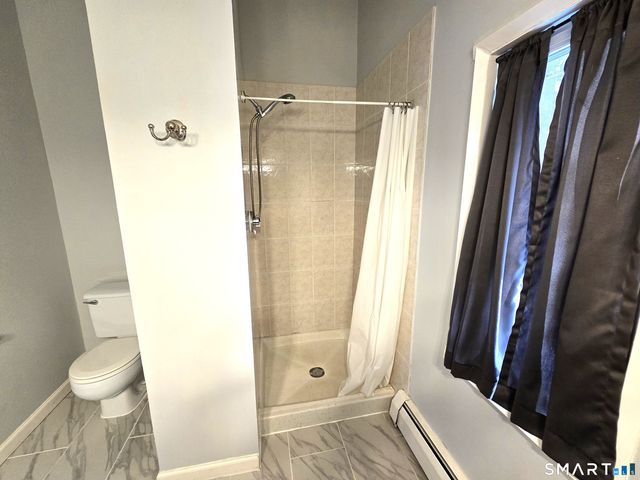 7 Staunton Court E, Farmington, CT 06032