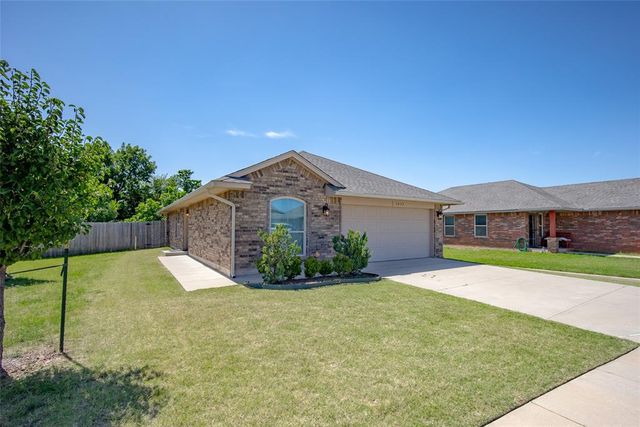 3033 Sahoma Trail, Yukon, OK 73099