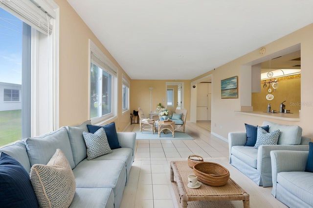 10153 44TH STREET N 2, Pinellas Park, FL 33782