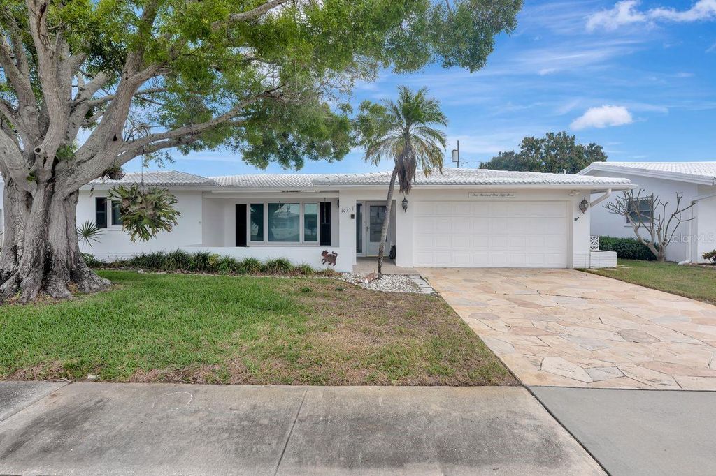 10153 44TH STREET N 2, Pinellas Park, FL 33782