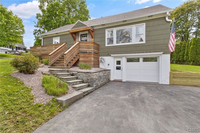 132 East Manchester Road, Geddes, NY 13219