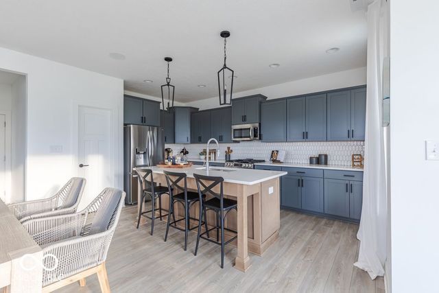 380 N Post Oak Drive, Mooresville, IN 46158