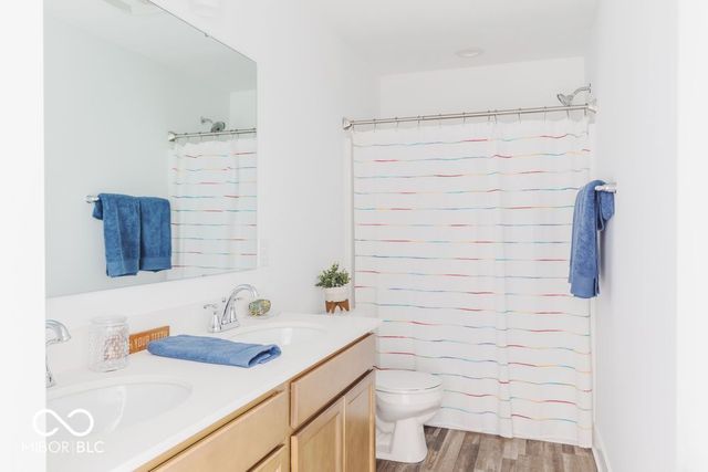 380 N Post Oak Drive, Mooresville, IN 46158