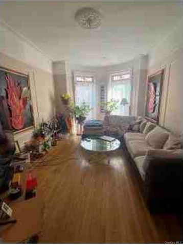 861 Manida Street, Bronx, NY 10474