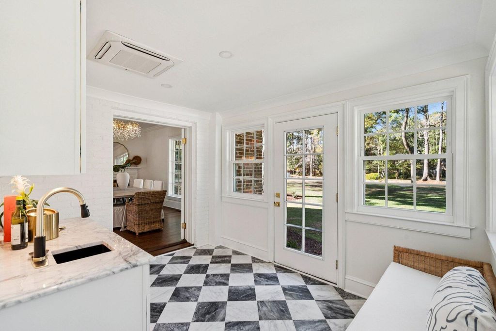Image 28 of property listing at 201 Tea Farm Road, Summerville, SC 29483